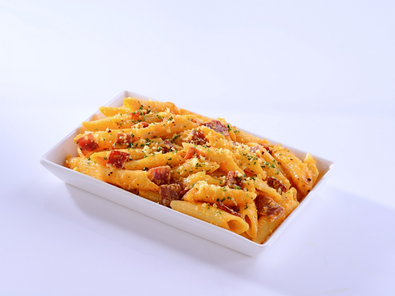 Penne dengan Tomat Pedas