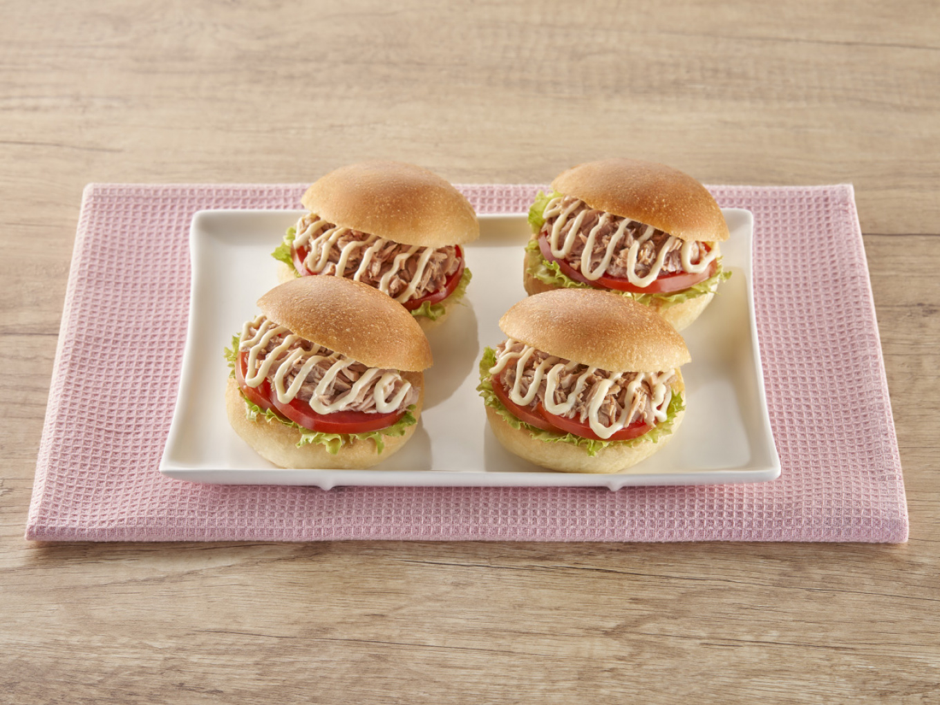 Tuna and Tomato Sandwich