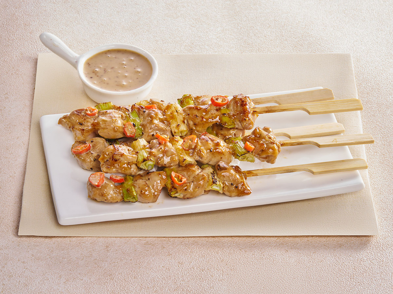 Sate Ayam Ala Jepang dengan Wijen Sangrai Pedas